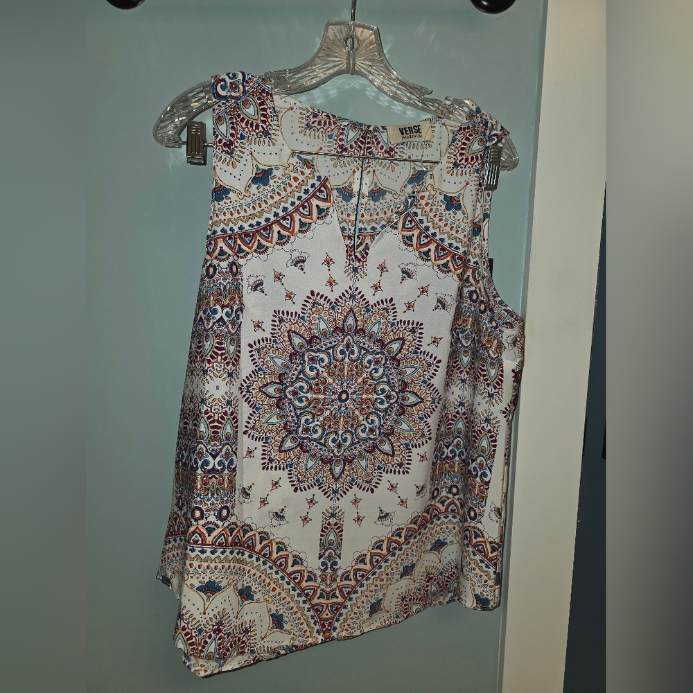 Verse White Medallion Print Sleeveless Camisole